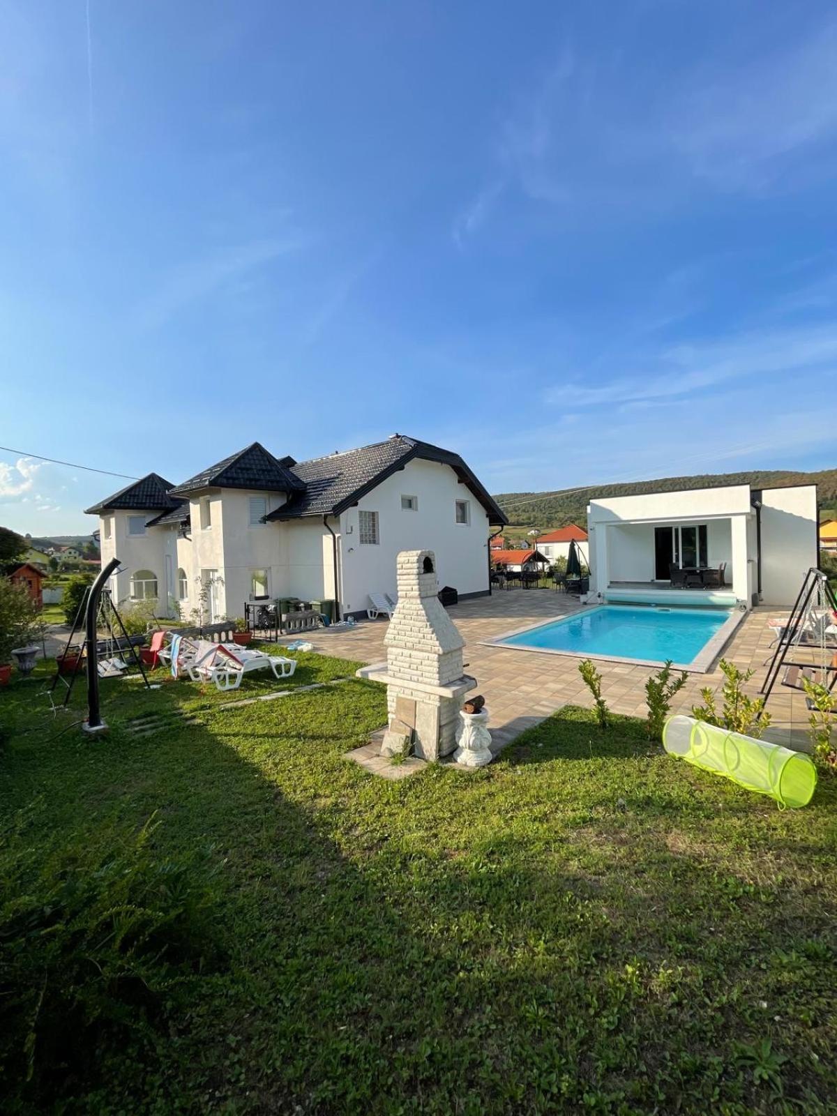 Villa Sami Bihać Esterno foto